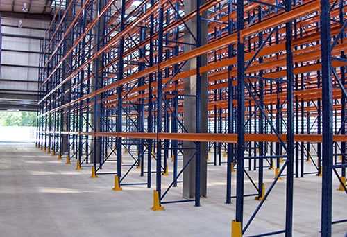 Prateleiras industriais de aço